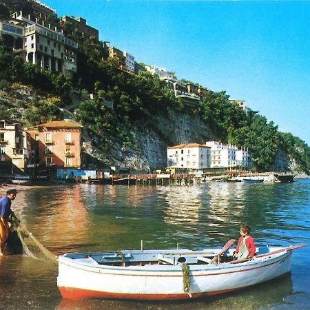 Il Borgo Antico Sorrento Sea View Apartment ภายนอก รูปภาพ